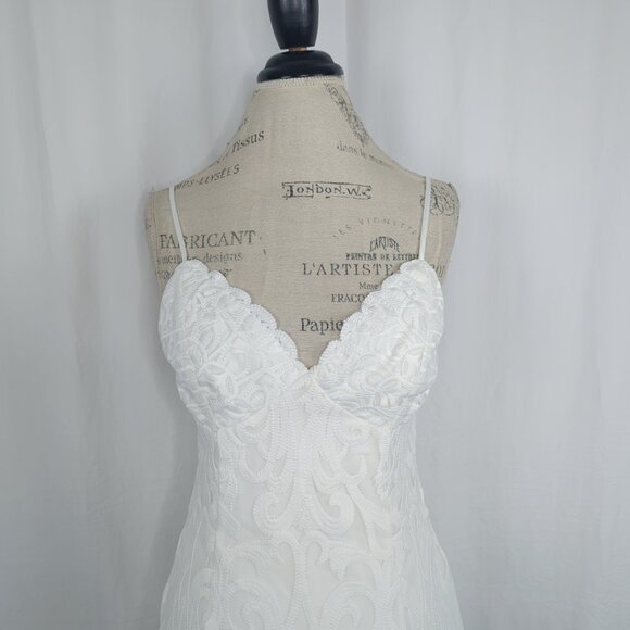 Bardot Lace Dress 8 Medium White Midi - Picture 3 of 10